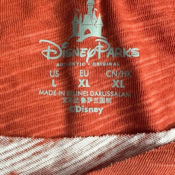 NWT Disney Parks Women’s Surf Tank Top. Size Large - Picture 6 of 9